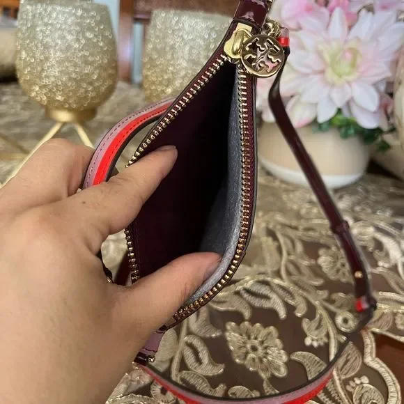 Tory Burch unique crossbody - Picture 5 of 15